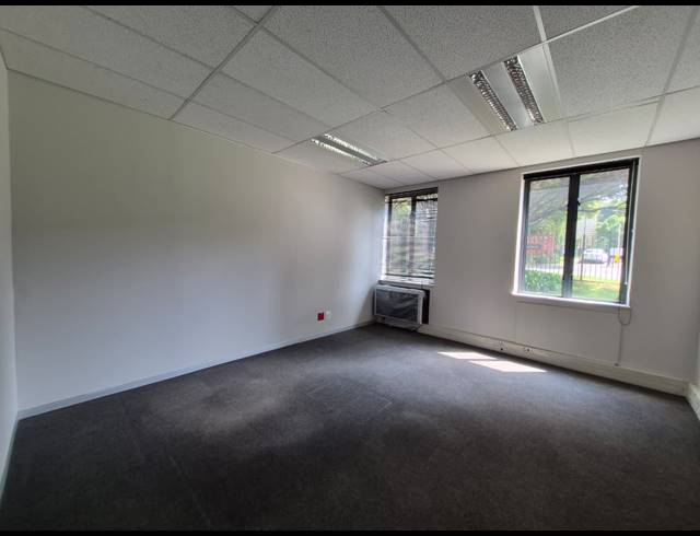555M² OFFICE TO LET IN SANDTON CENTRAL